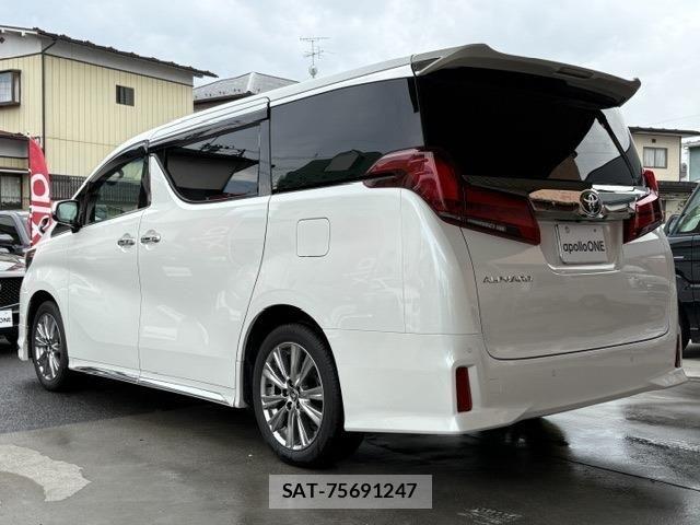 Toyota ALPHARD 2020-07 8827679-6