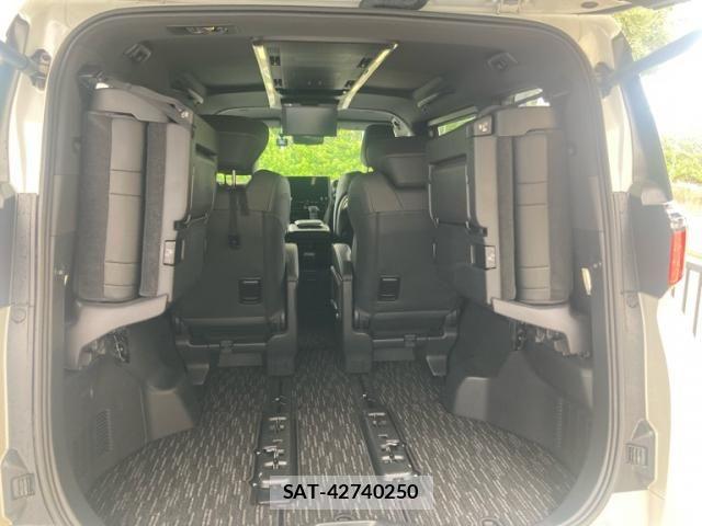 Toyota ALPHARD 2024-11 8827575-22
