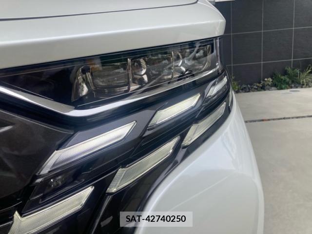 Toyota ALPHARD 2024-11 8827575-4
