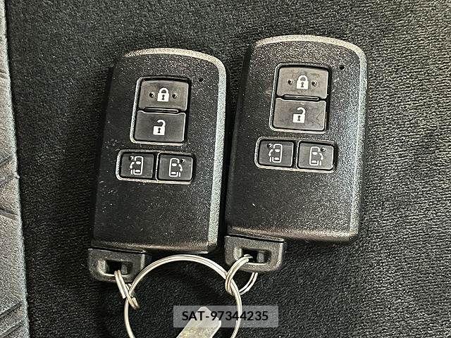 Toyota ALPHARD 2022-11 8827678-12