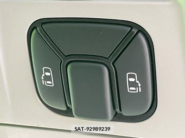 Toyota ALPHARD 2010-02 8827686-4
