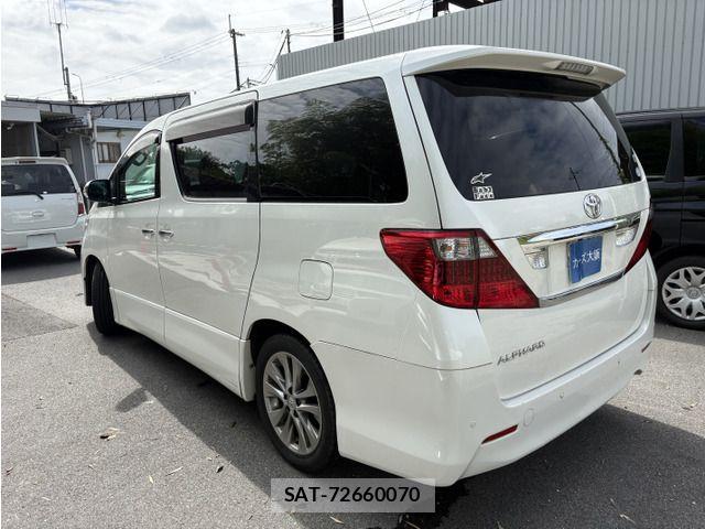 Toyota ALPHARD 2011-03 8827689-2