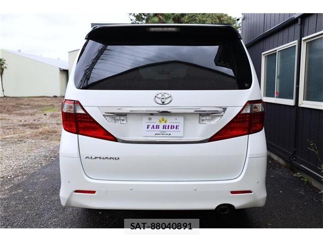 Toyota ALPHARD 2009-10 8827687-8