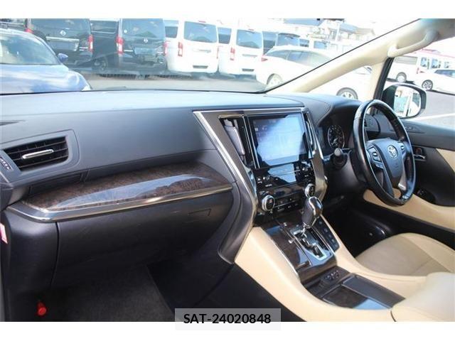 Toyota ALPHARD 2019-02 8848055-26