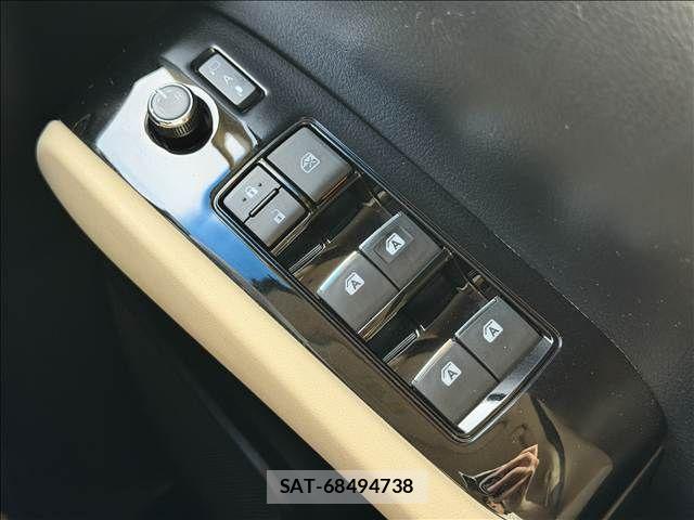 Toyota ALPHARD 2015-09 8848107-26