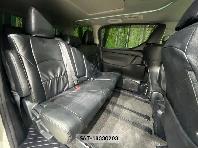 Toyota ALPHARD 2018-05 8848104-9