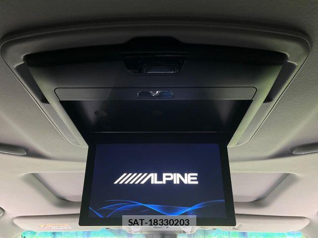 Toyota ALPHARD 2018-05 8848104-3