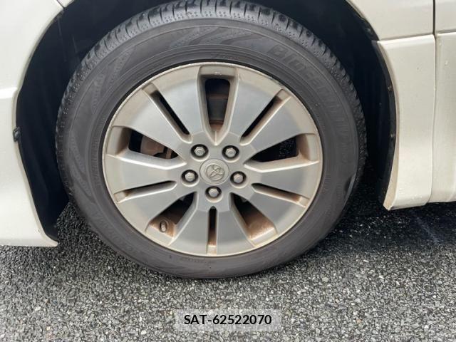 Toyota ALPHARD 2005-02 8848112-9