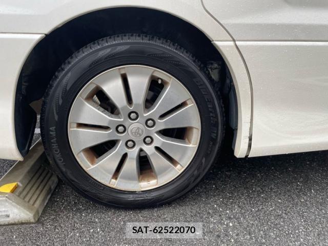 Toyota ALPHARD 2005-02 8848112-7