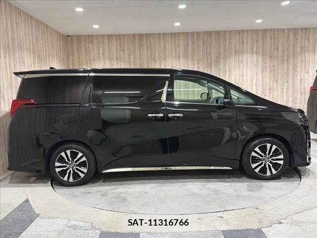 Toyota ALPHARD 2018-06 8848068-20