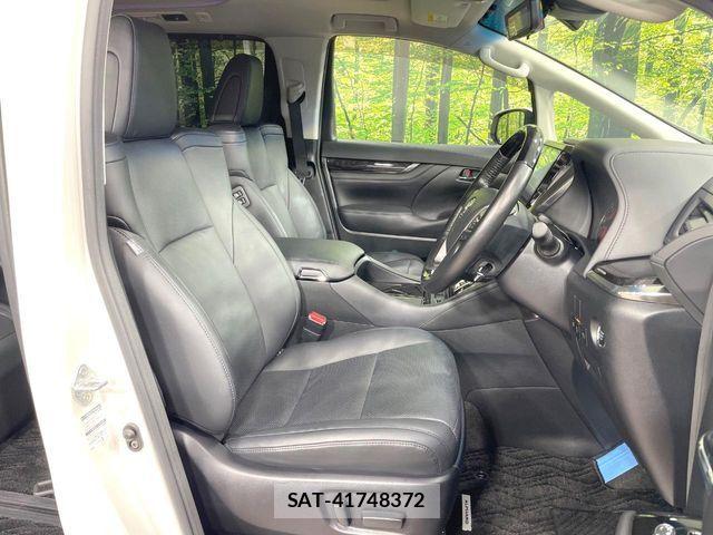 Toyota ALPHARD 2019-08 8848067-9