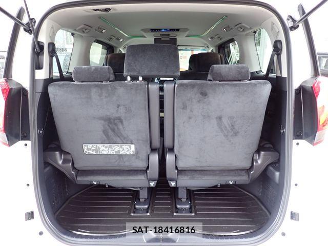 Toyota ALPHARD 2016-07 8848105-9