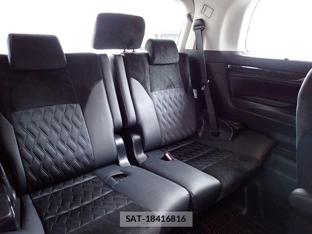 Toyota ALPHARD 2016-07 8848105-14