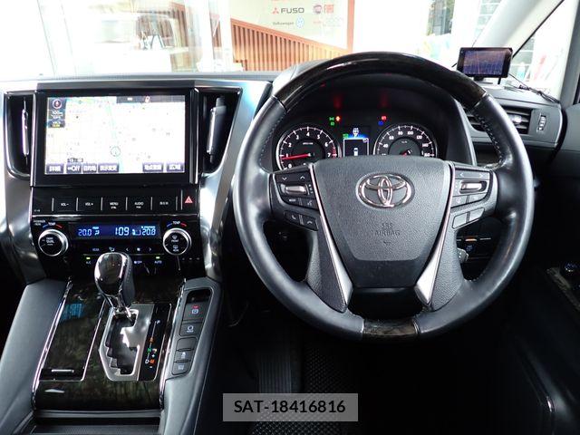 Toyota ALPHARD 2016-07 8848105-1