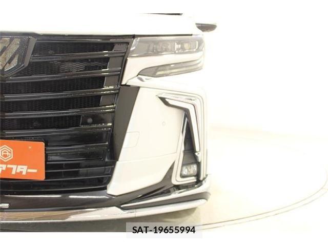 Toyota ALPHARD 2018-03 8848099-13