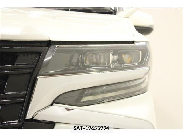 Toyota ALPHARD 2018-03 8848099-14