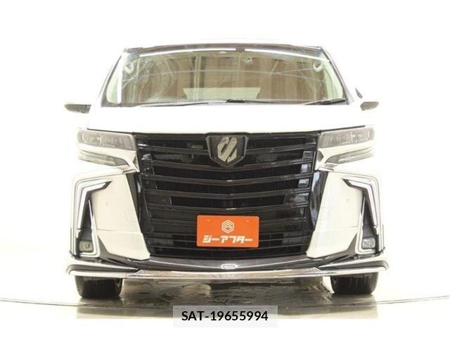 Toyota ALPHARD 2018-03 8848099-6