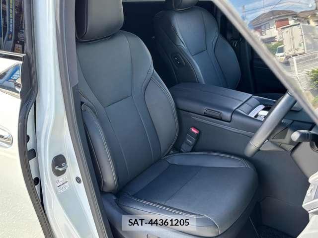 Toyota ALPHARD 2023-11 8847924-12