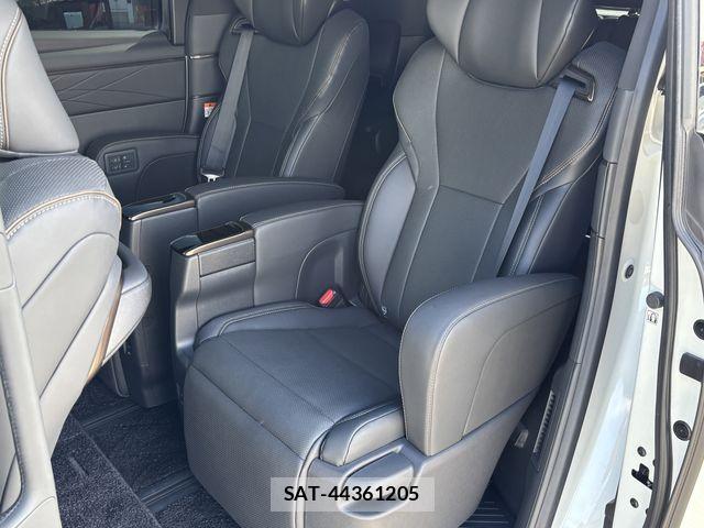 Toyota ALPHARD 2023-11 8847924-19
