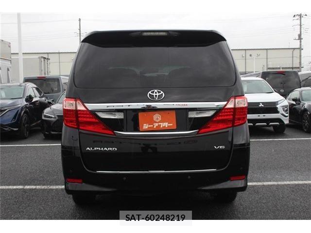 Toyota ALPHARD 2014-03 8848108-7
