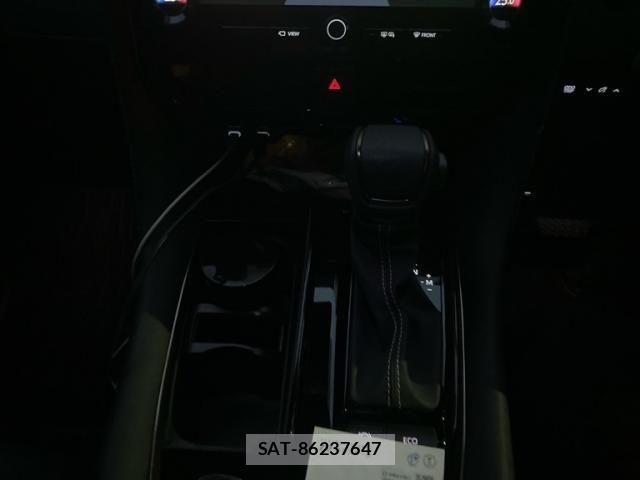 Toyota ALPHARD 2024-03 8848003-11