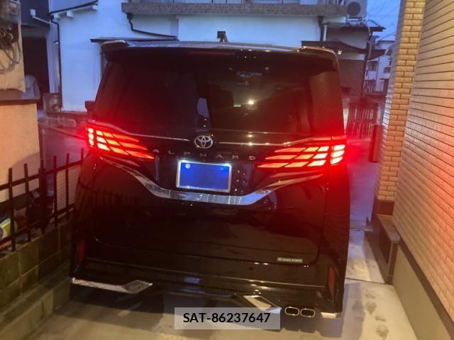 Toyota ALPHARD 2024-03 8848003-2