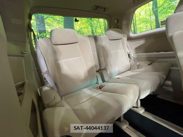 Toyota ALPHARD 2009-11 8848111-9