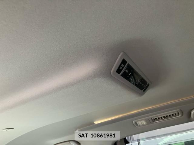 Toyota ALPHARD 2009-05 8848113-14