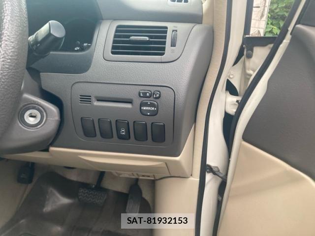 Toyota ALPHARD 2005-09 8848110-11