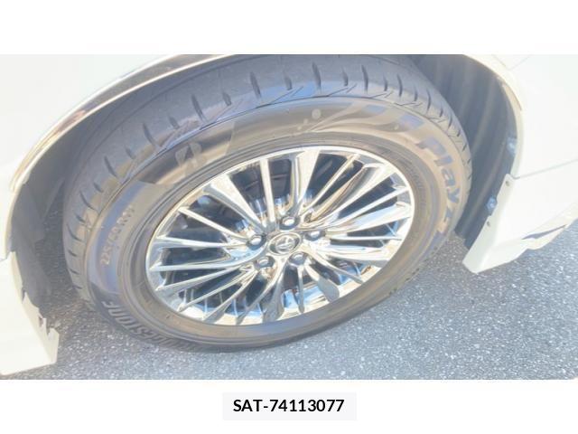Toyota ALPHARD 2018-09 8848093-8