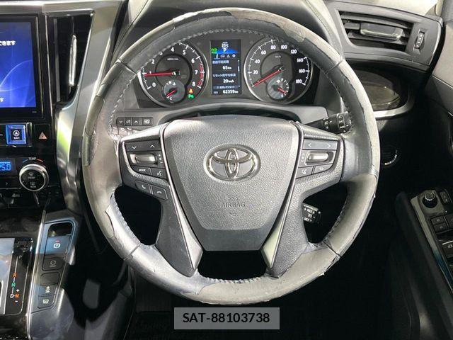 Toyota ALPHARD 2015-11 8848106-11
