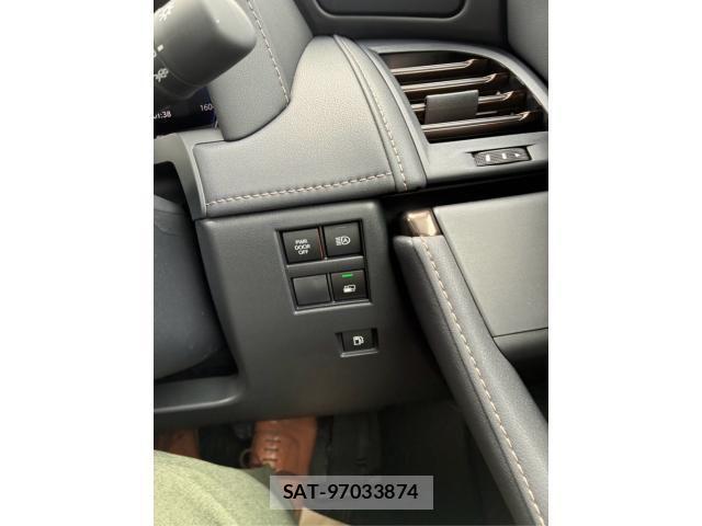 Toyota ALPHARD 2026-08 8870292-6