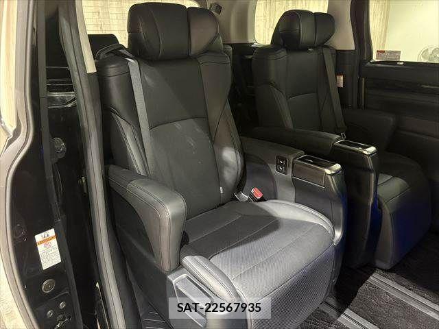 Toyota ALPHARD 2020-01 8870351-9