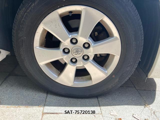 Toyota ALPHARD 2012-06 8870368-9