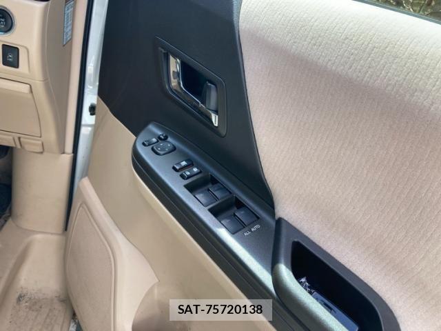 Toyota ALPHARD 2012-06 8870368-16