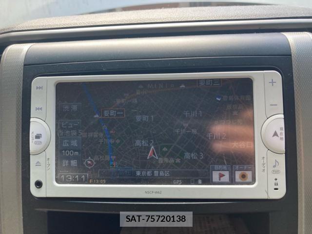 Toyota ALPHARD 2012-06 8870368-24