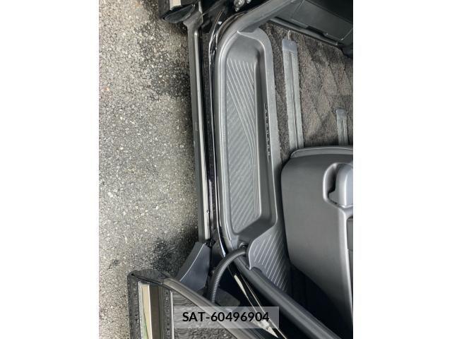 Toyota ALPHARD 2023-12 8870290-19