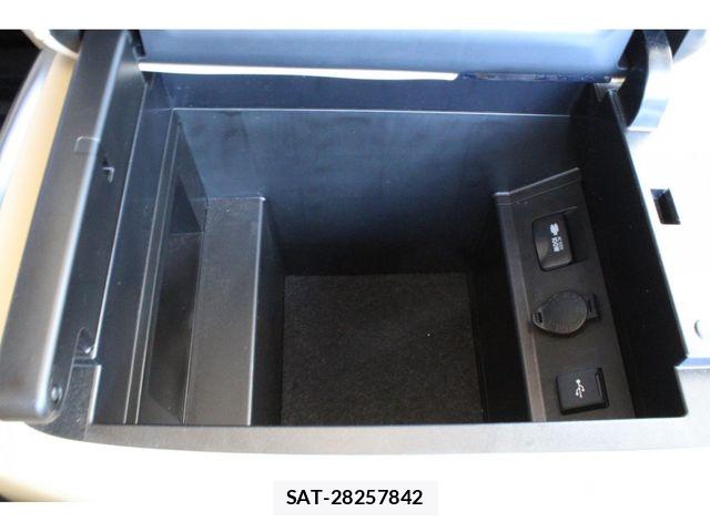 Toyota ALPHARD 2022-05 8870327-9