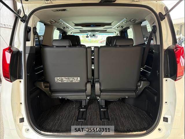 Toyota ALPHARD 2021-06 8870352-12