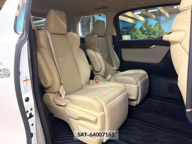 Toyota ALPHARD 2018-04 8878508-8