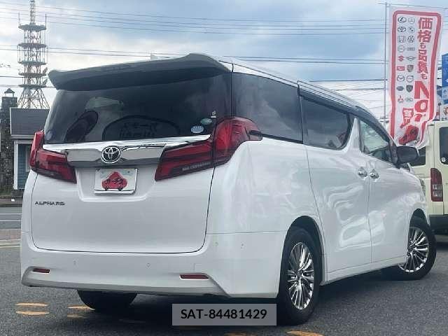 Toyota ALPHARD 2018-05 8878519-2