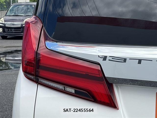 Toyota ALPHARD 2021-06 8878518-14