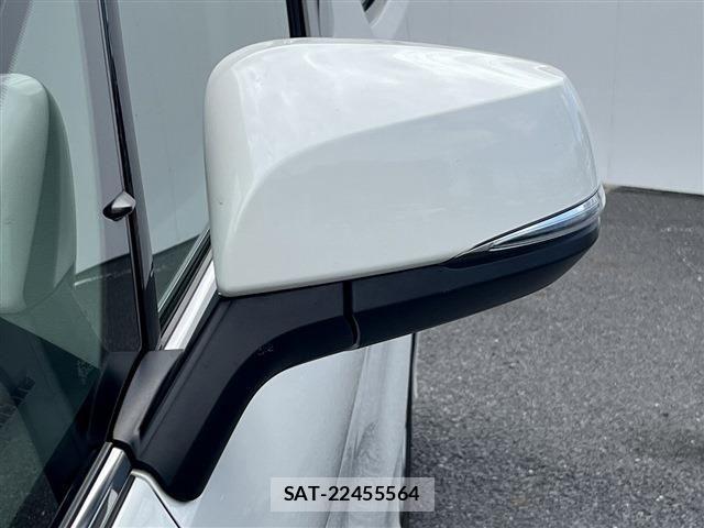 Toyota ALPHARD 2021-06 8878518-16