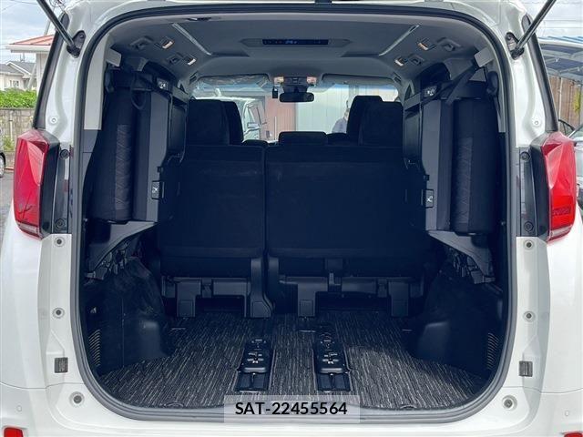 Toyota ALPHARD 2021-06 8878518-27