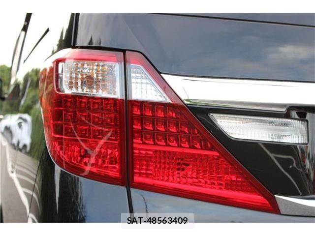 Toyota ALPHARD 2012-02 8878527-19