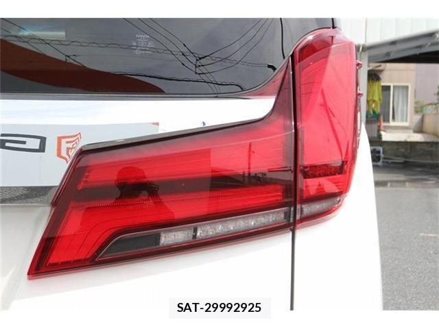 Toyota ALPHARD 2021-01 8878514-15