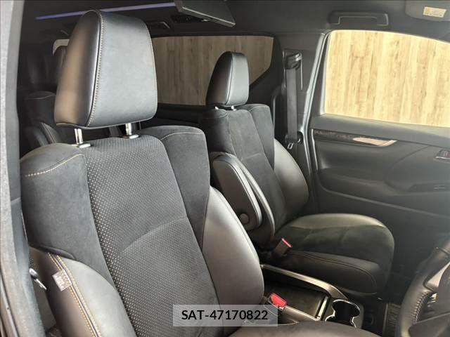 Toyota ALPHARD 2021-09 8878512-9