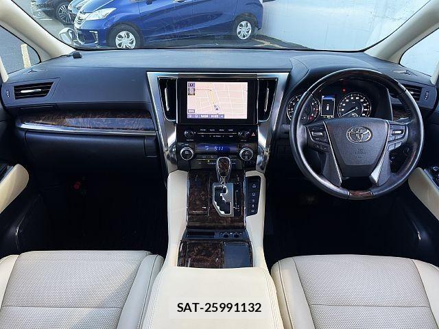 Toyota ALPHARD 2022-01 8878491-1