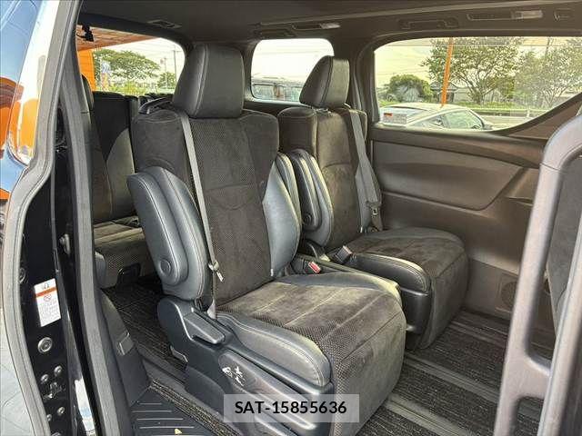 Toyota ALPHARD 2021-12 8878510-18
