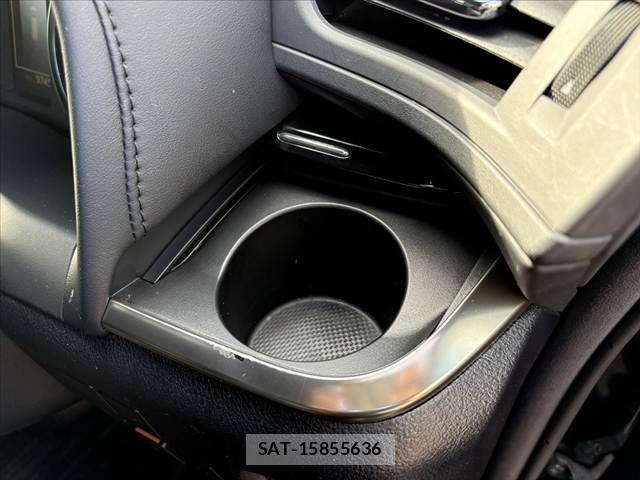 Toyota ALPHARD 2021-12 8878510-25